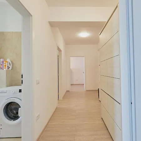 Cozycollection Apartments At Q Residence Palas Mall Iasi Exterior photo