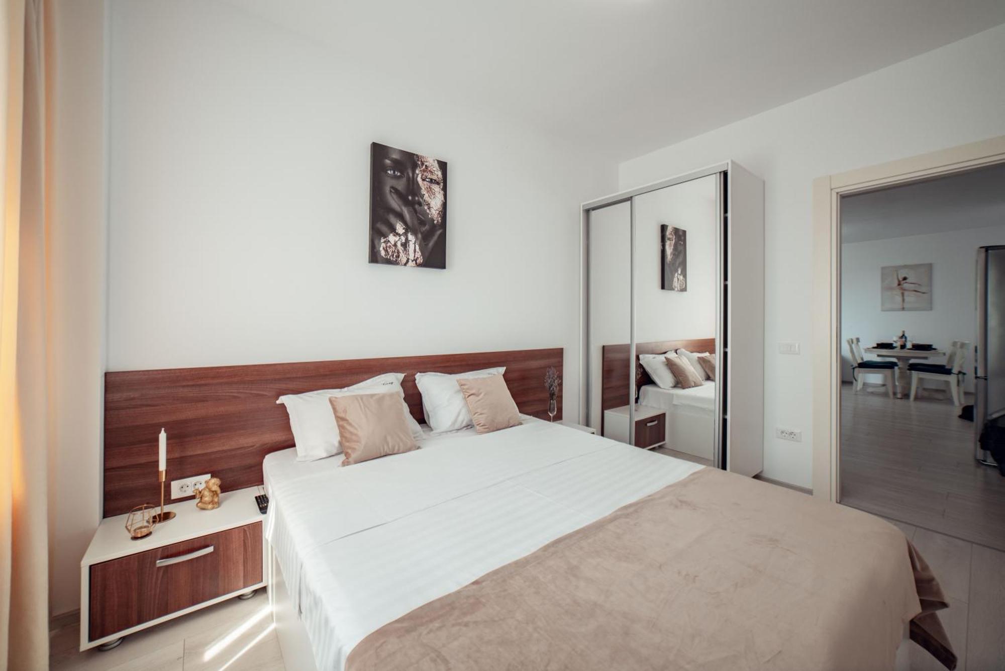 Apartment Cozycollection At Q Mall Iasi